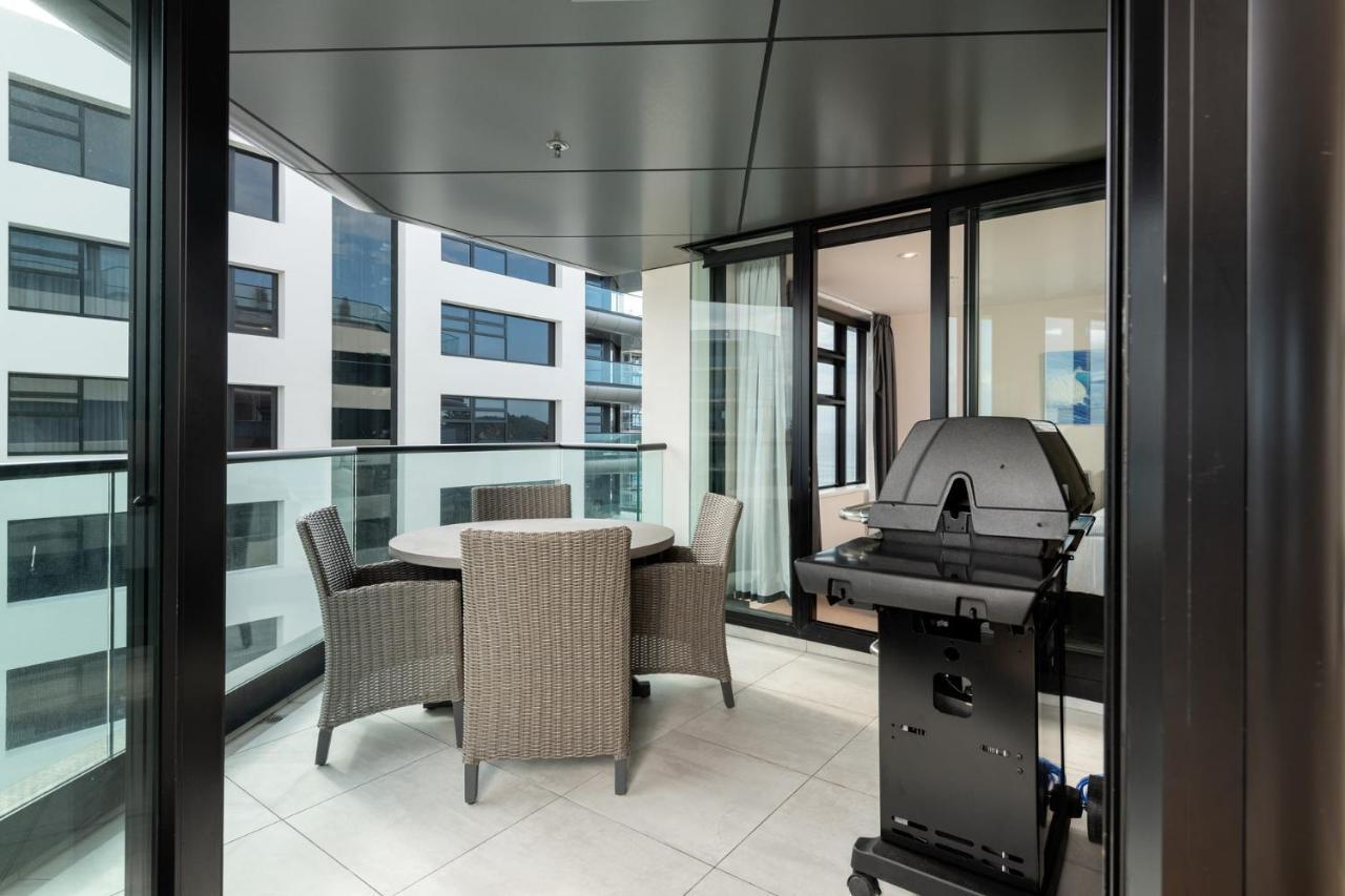 Superb Elevated Views Of Harbour With Heated Pool, Gym & Parking Apartment Mount Maunganui Exterior foto
