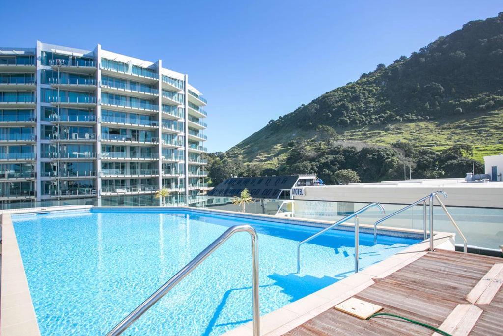 Superb Elevated Views Of Harbour With Heated Pool, Gym & Parking Apartment Mount Maunganui Exterior foto